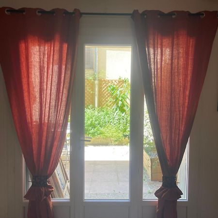 Appartement Intra Muros Avec Cour Privee Авиньон Екстериор снимка