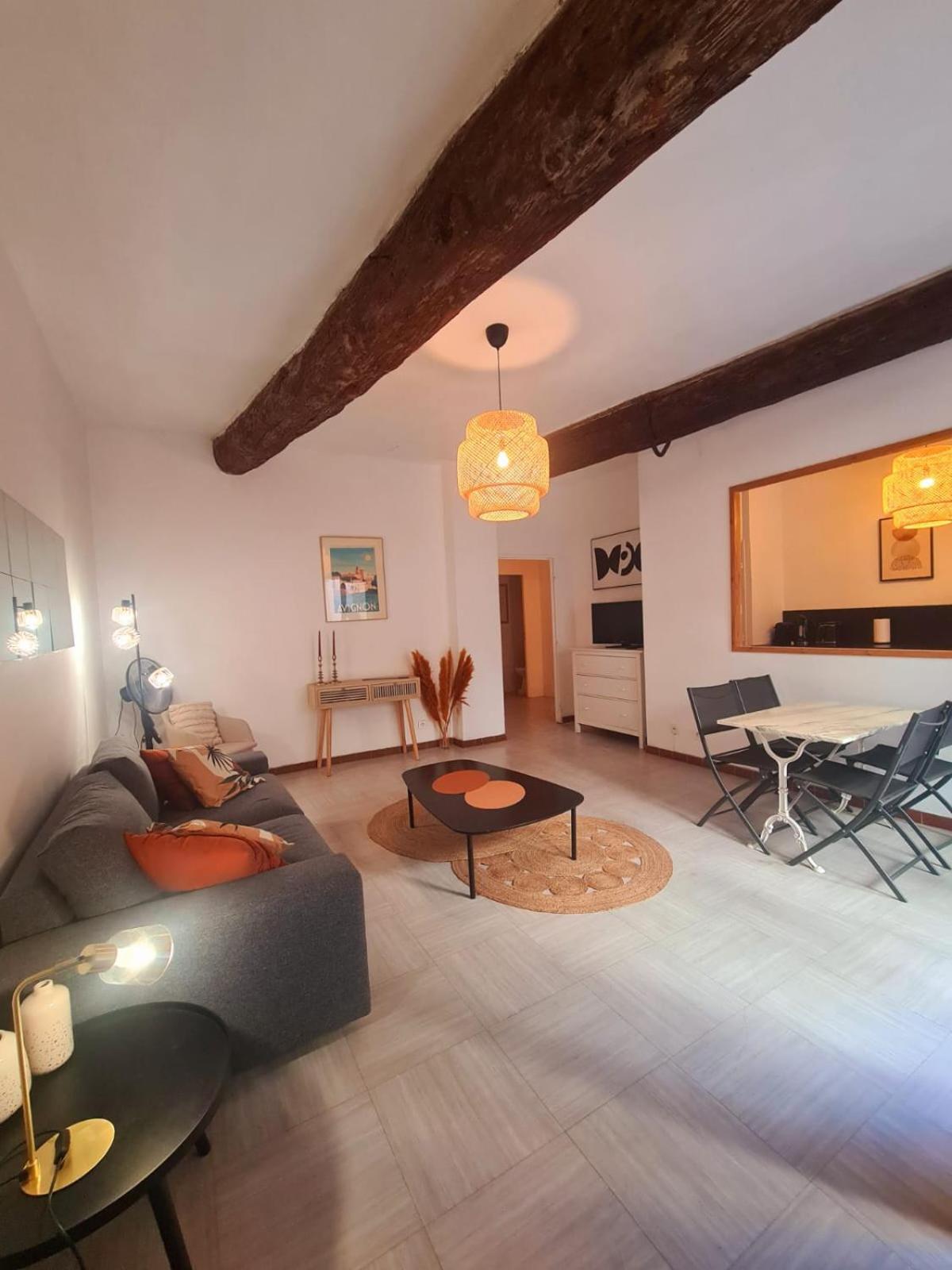 Appartement Intra Muros Avec Cour Privee Авиньон Екстериор снимка