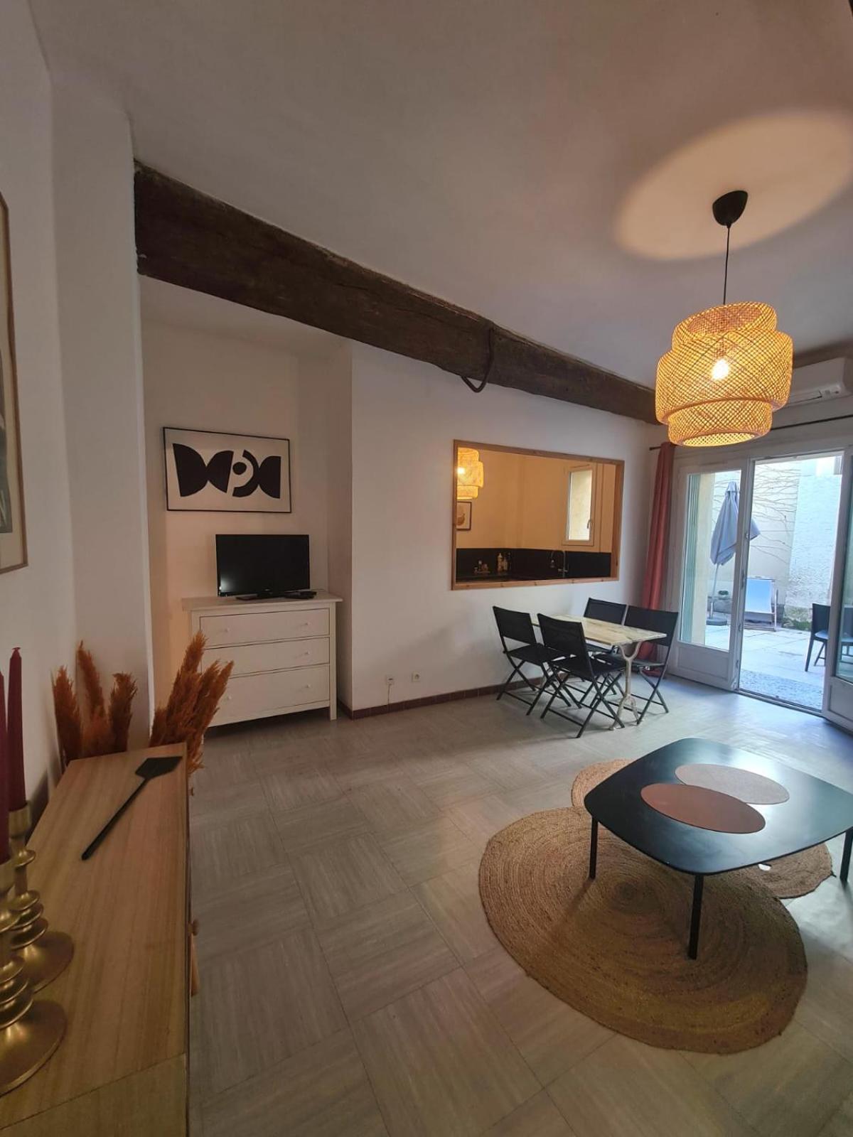 Appartement Intra Muros Avec Cour Privee Авиньон Екстериор снимка