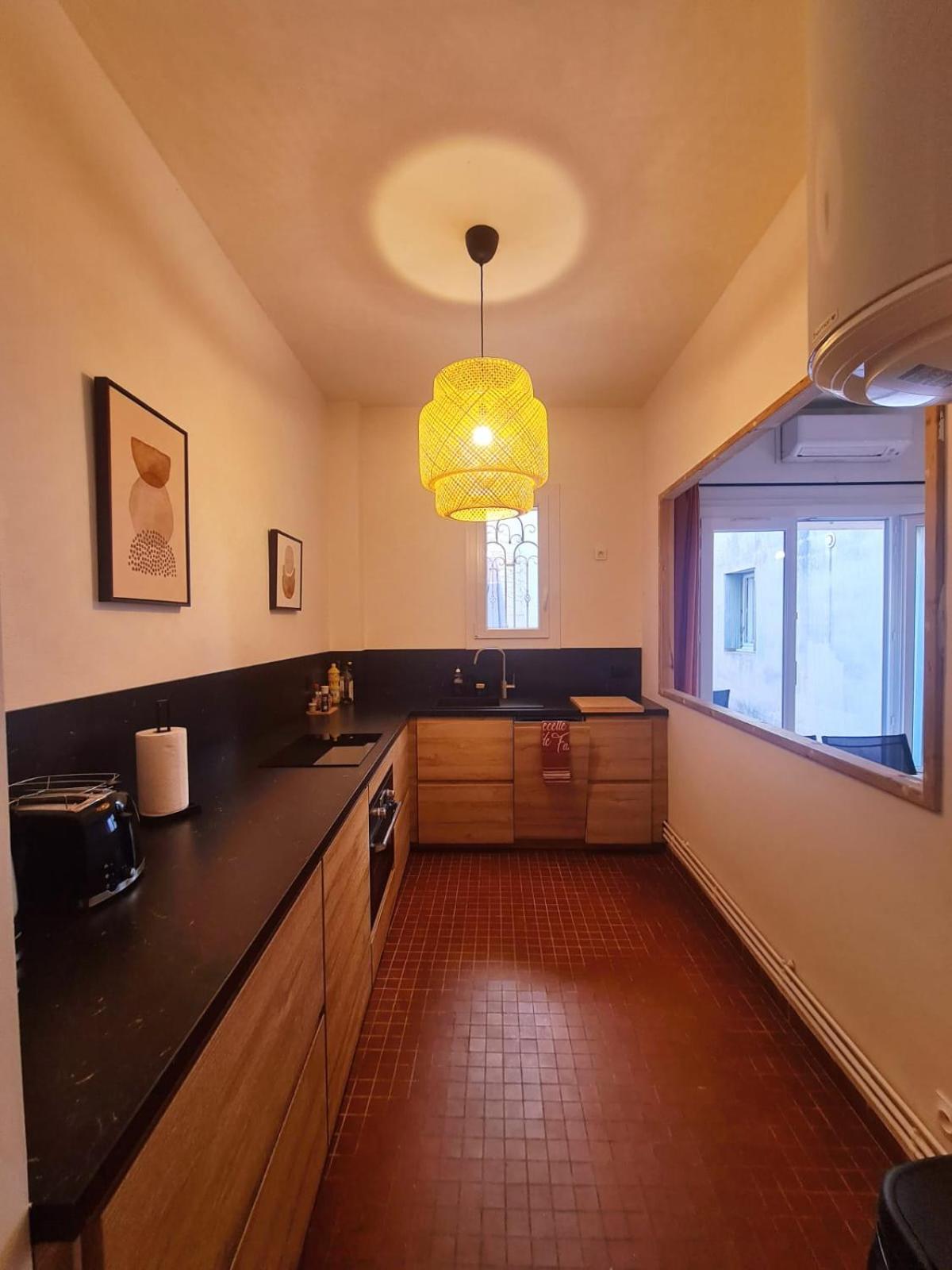 Appartement Intra Muros Avec Cour Privee Авиньон Екстериор снимка